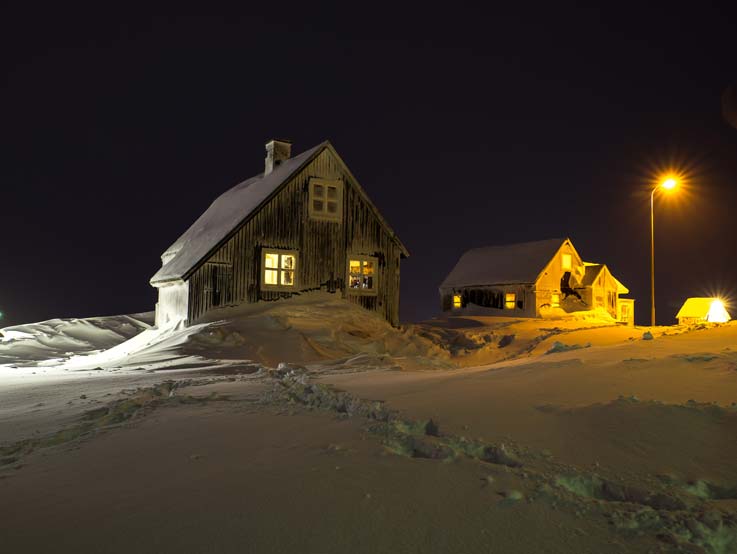 Siedlung im Norden nach Schneesturm