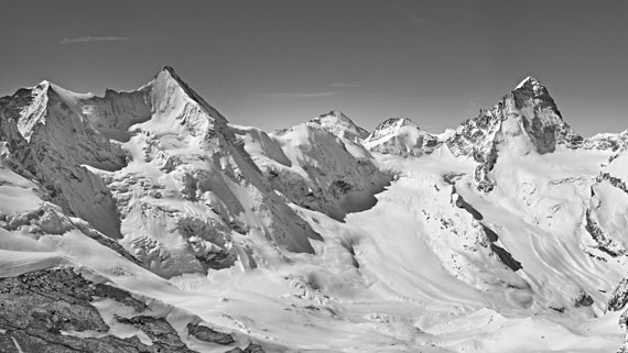 September: Ober Gabelhorn, Dent Blanche